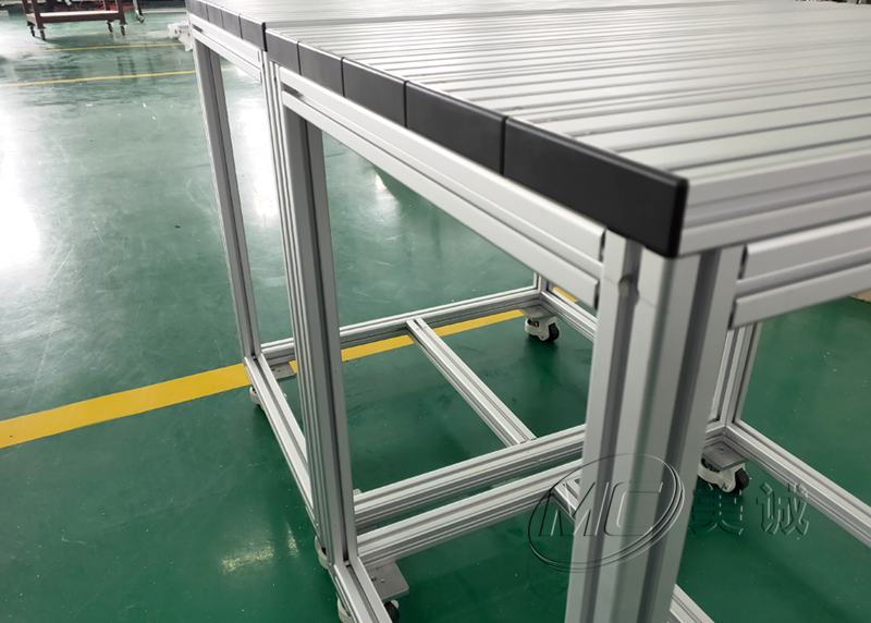 實驗室操作臺，鋁型材框架