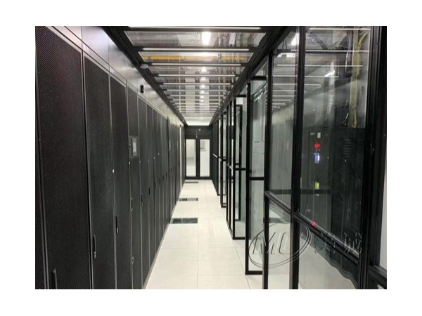 安全防護護欄，用鋁型材制作的好處